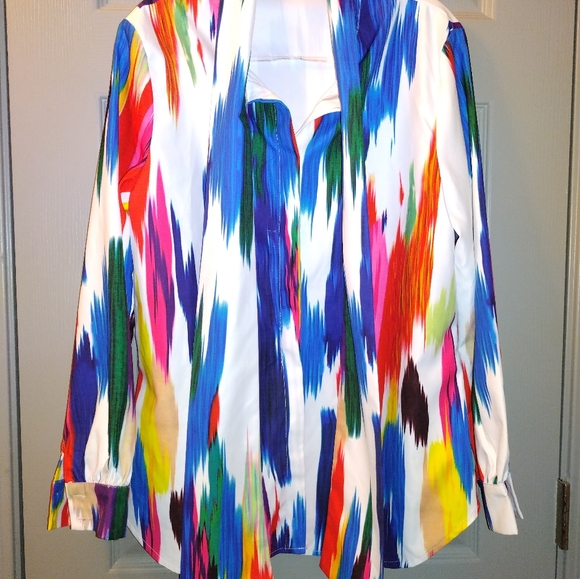 Tailor Made Pussy Bow Blouse With Wow Factor. - Picture 6 of 11